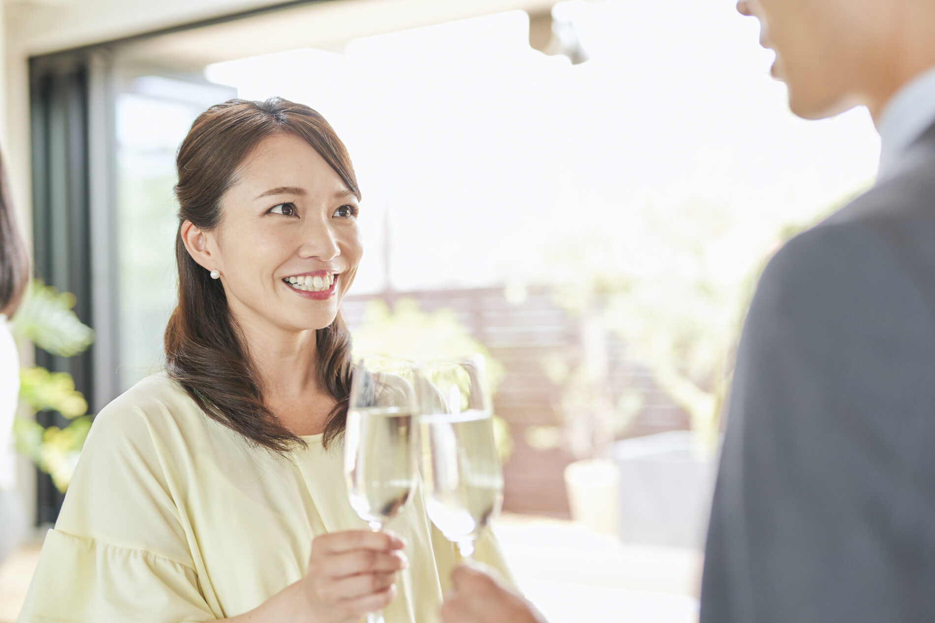 婚活前に「前歯の美白」を選ぶ人が増えている理由