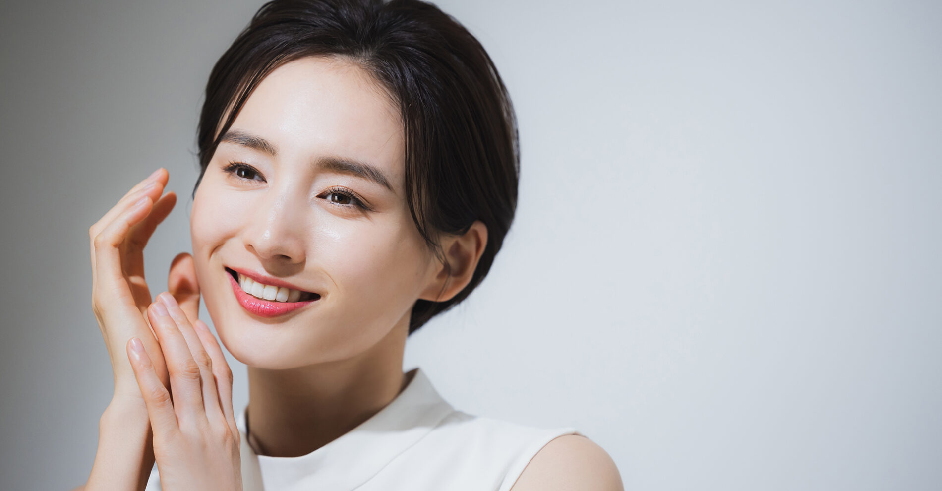歯の健康が変えるアンチエイジング！美容歯科で目指す若々しい笑顔