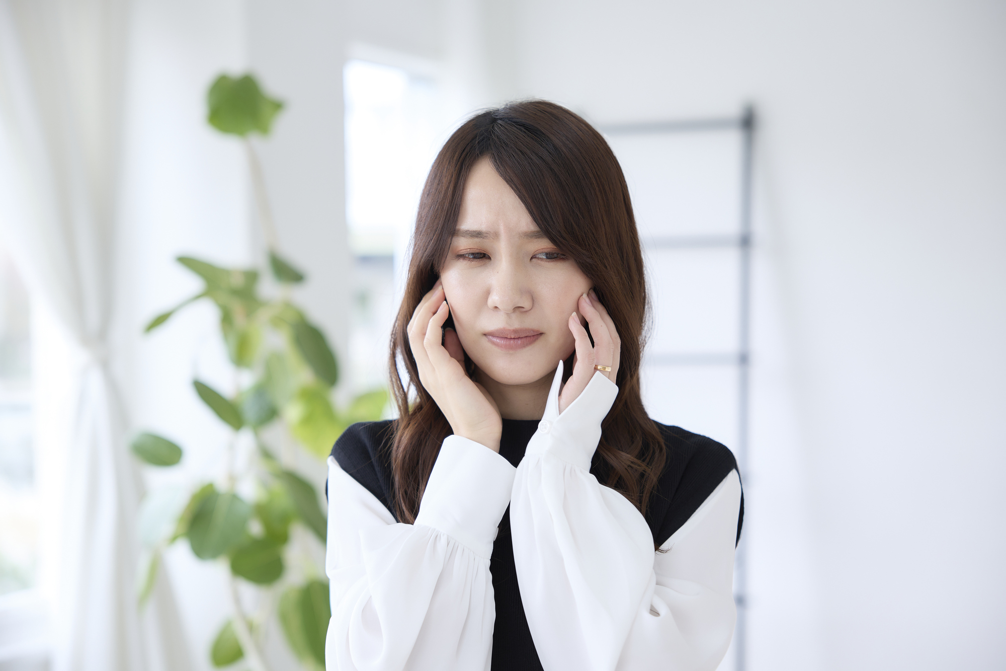 歯が1本だけ抜けたとき、放置するとどうなる？