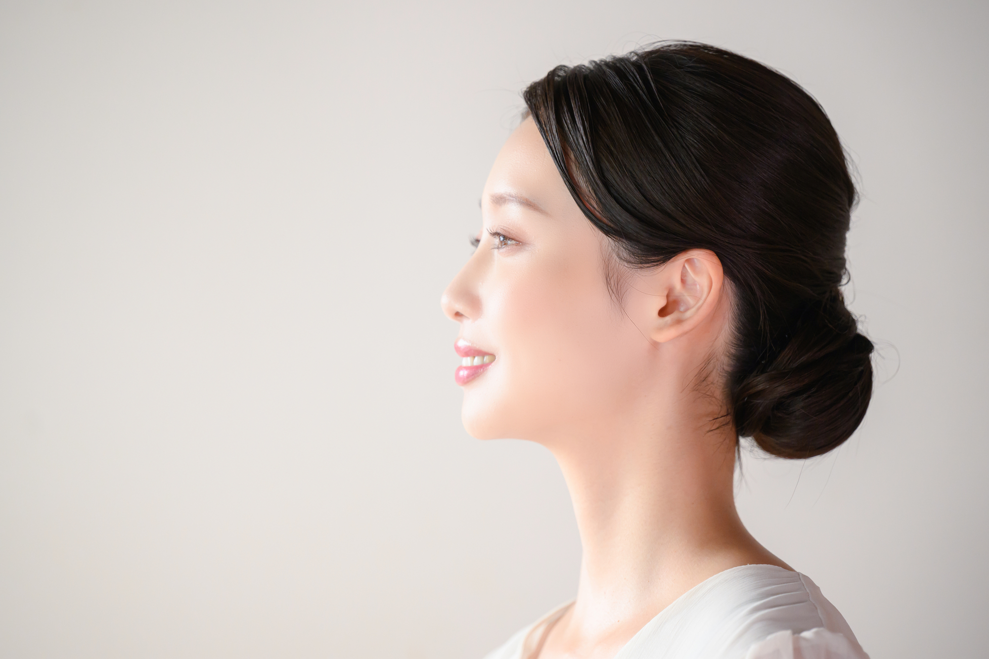 歯科矯正で横顔美人に！Eラインを改善する治療法