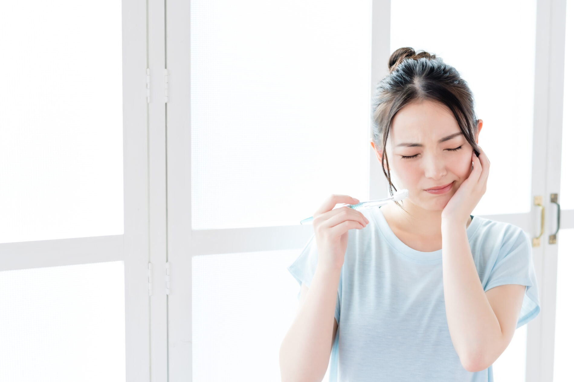 治療中の歯が痛い！一時的な痛みと危険なサインの違い