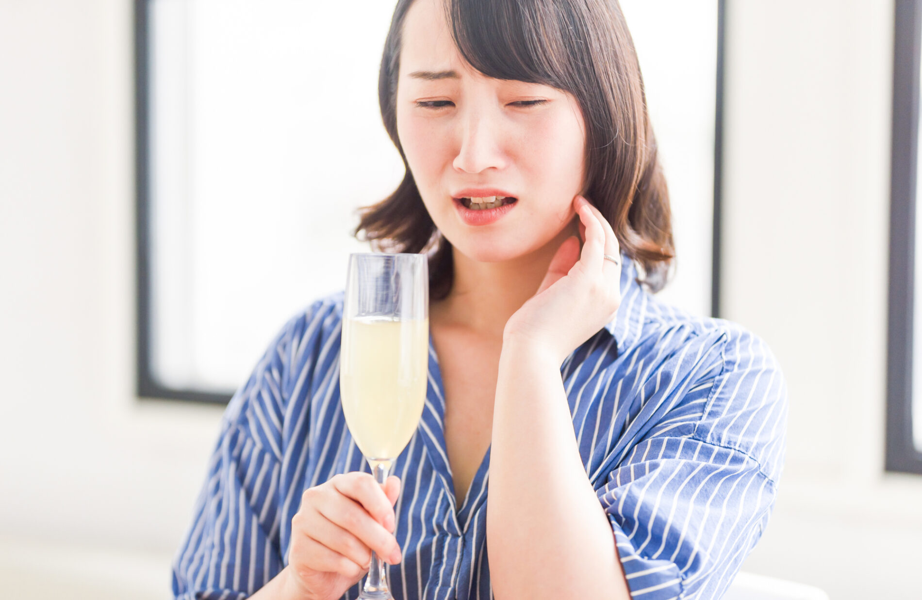 歯がしみるのは虫歯じゃない？知覚過敏との見分け方