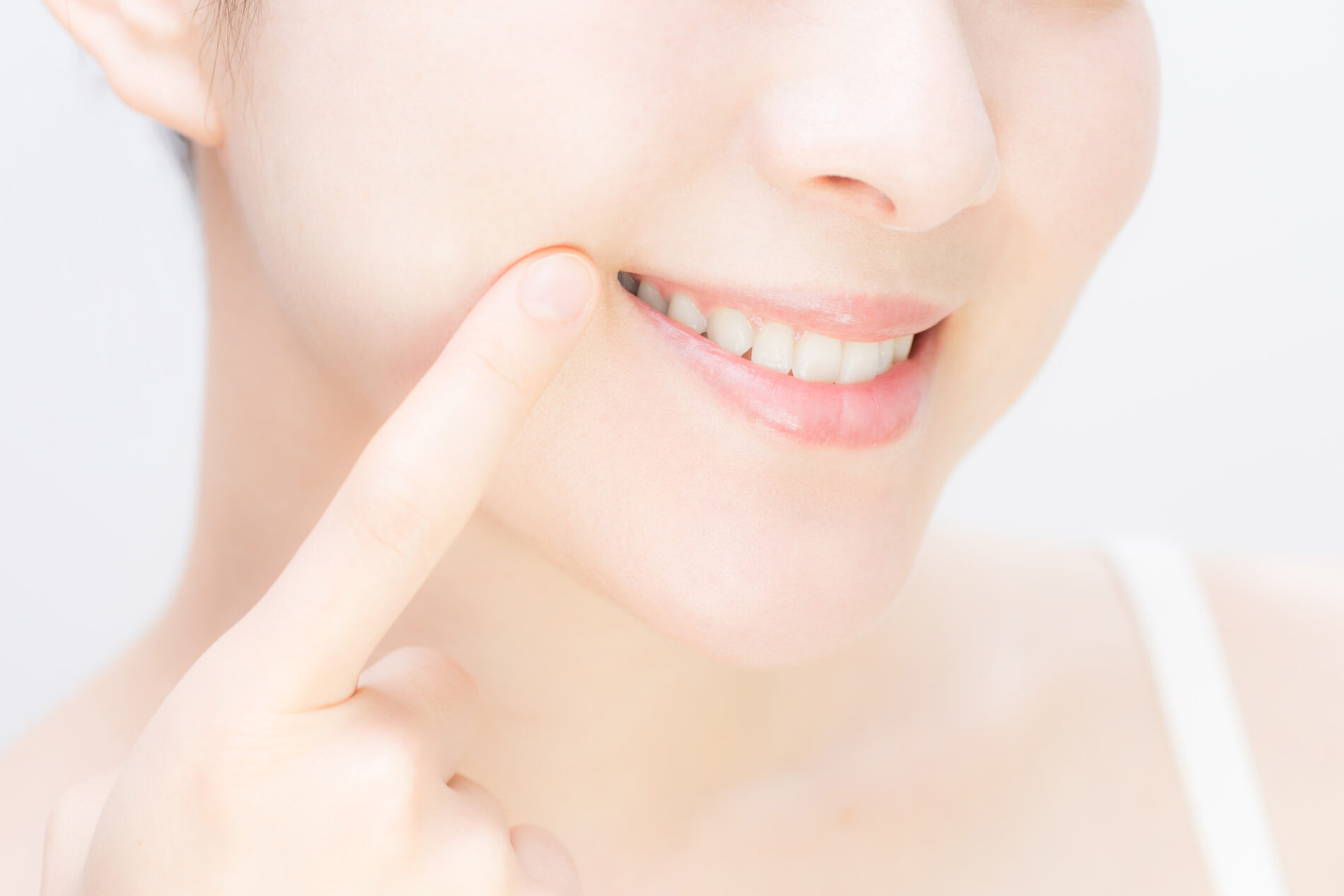 審美歯科と一般歯科、どっちに通えばいい？違いを解説