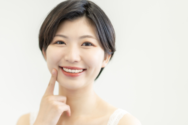 矯正とセラミック、先にやるならどっち？