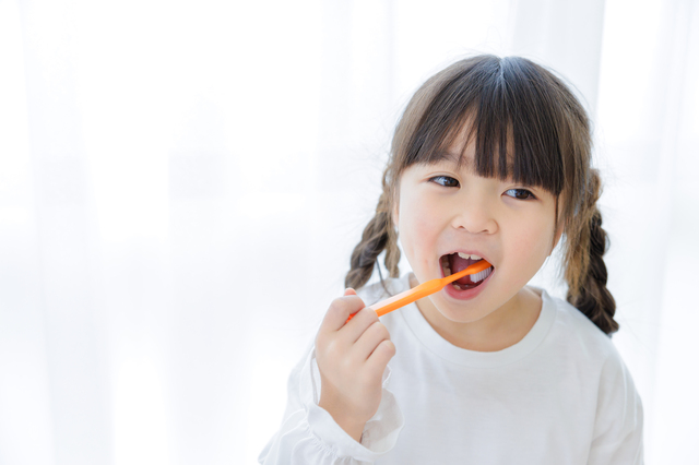 歯の生え変わり期に気をつけたい「噛み合わせのズレ」