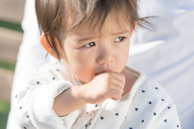 指しゃぶりは何歳までOK？歯並びに影響が出る境界線