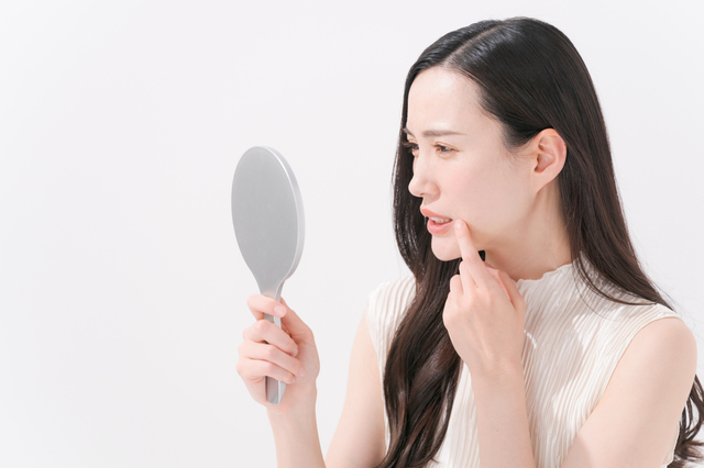 歯ぐきの色が悪いのはなぜ？健康な色との違い